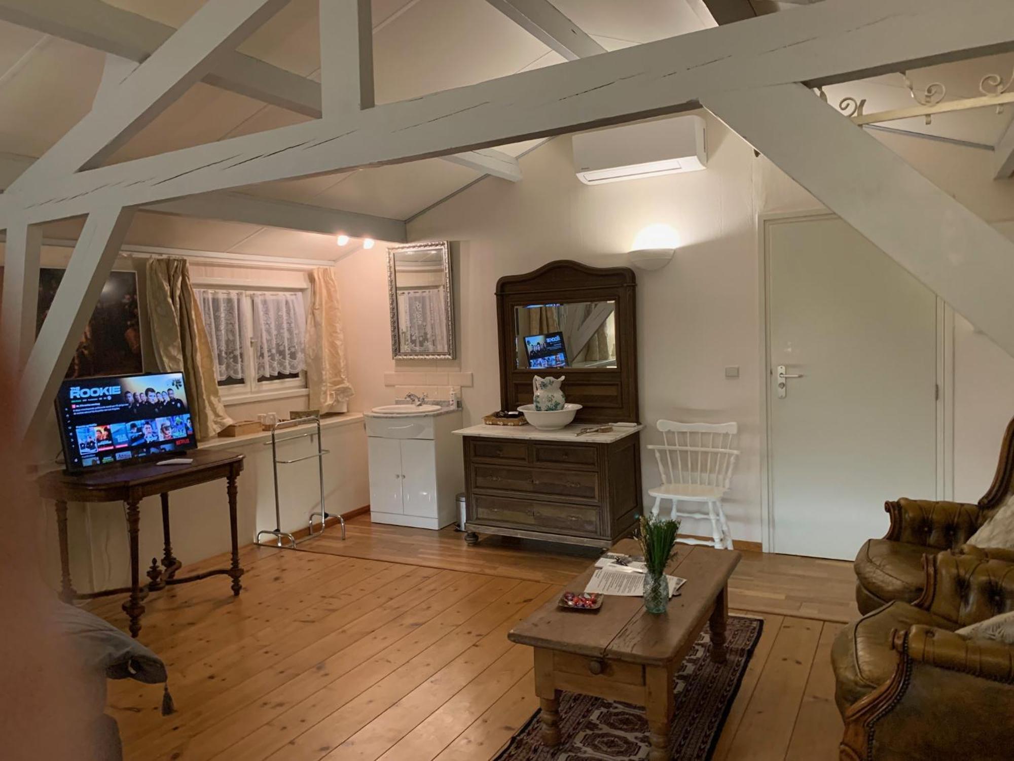 Biervliet B&B Petit Chateau - Stijlvol Verblijf Centraal Gelegen In Zeeuws Vlaanderen מראה חיצוני תמונה